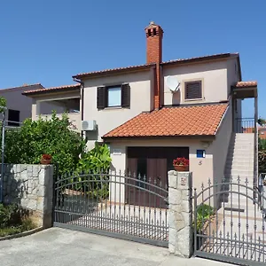 Lili Appartamento Mali Lošinj