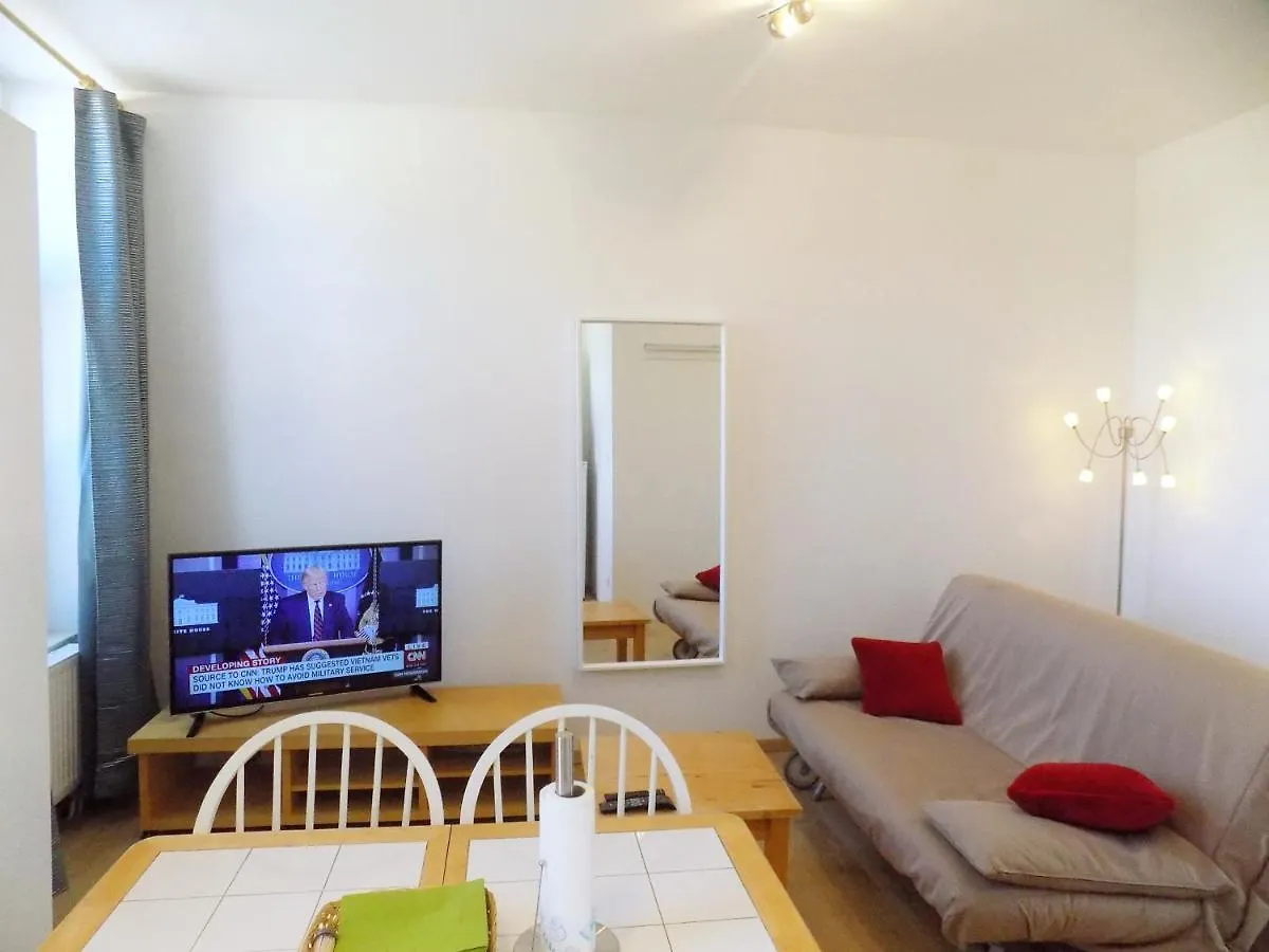 Apartament La Lodelinsartoise - Meuble De Vacances 3 Cles Charleroi Belgia